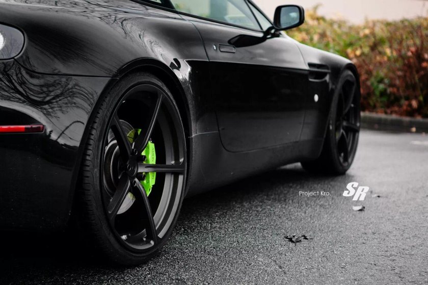 Aston Martin Project Vantage