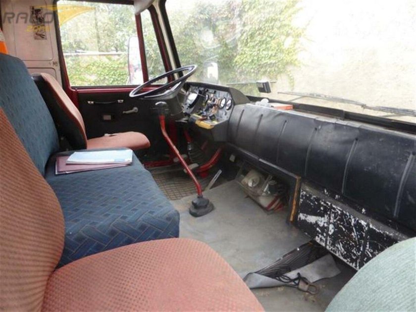 Татра 815 салон кабины