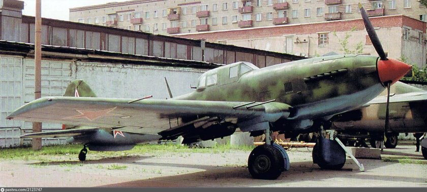 Тяжелый Штурмовик ил-10