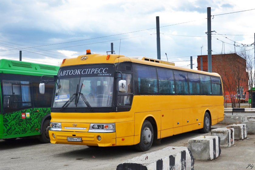 Автобус hyundai aero express