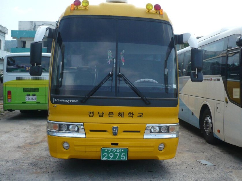 Автобус Hyundai Aero Express
