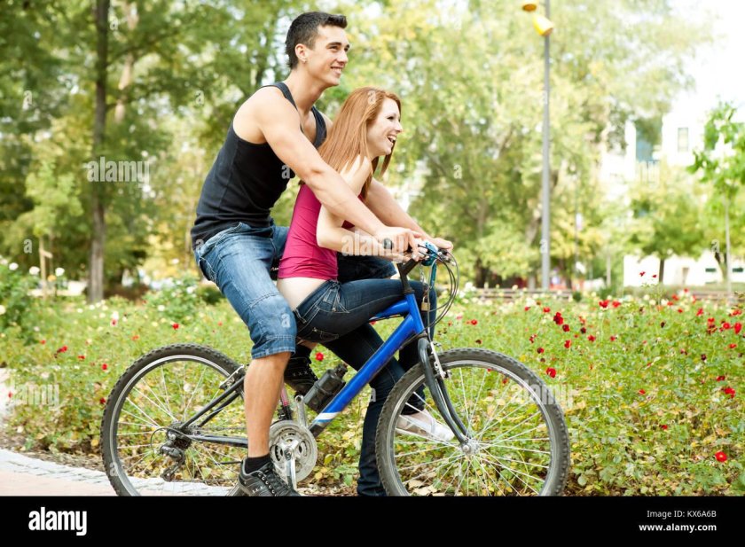 Кататься на раме велосипеда