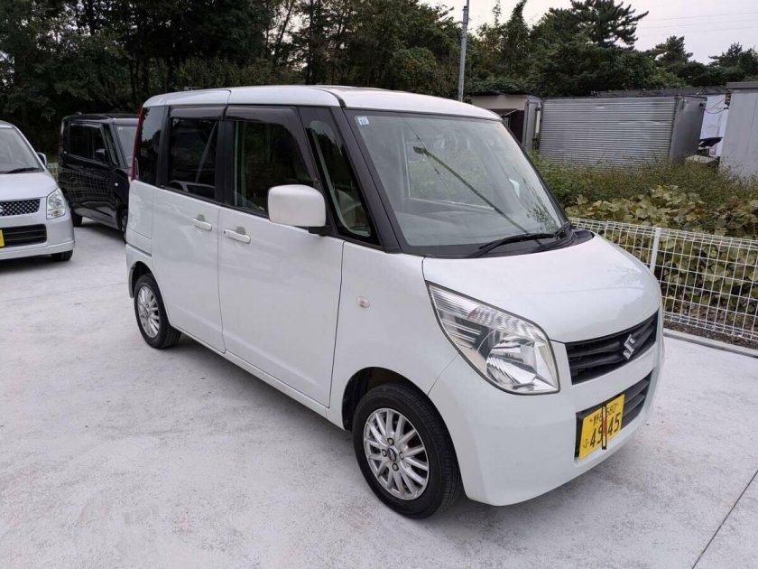 Машина сузуки палетте