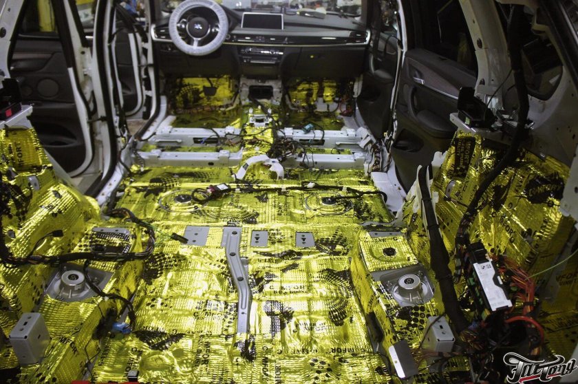 Шумоизоляция салона BMW x5 f15