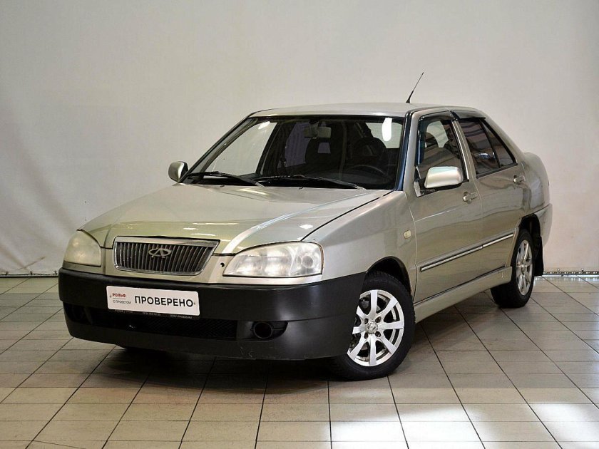 Машина Chery Amulet a15