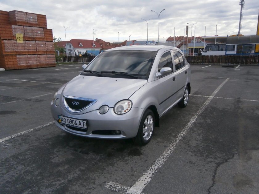 Чери Джаги машина