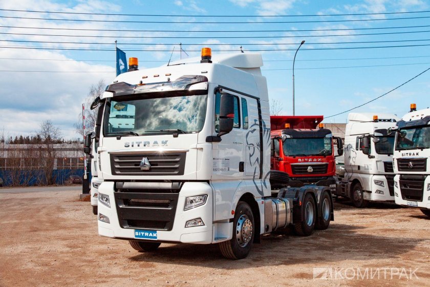 Sitrak тягач