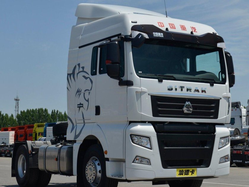 Sitrak тягач 4x2