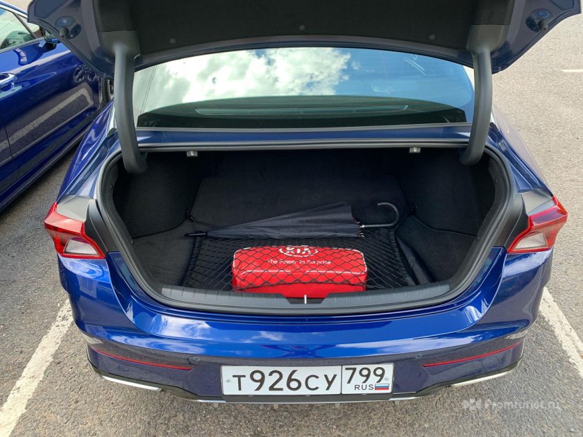 Kia k5 багажник лифтбек