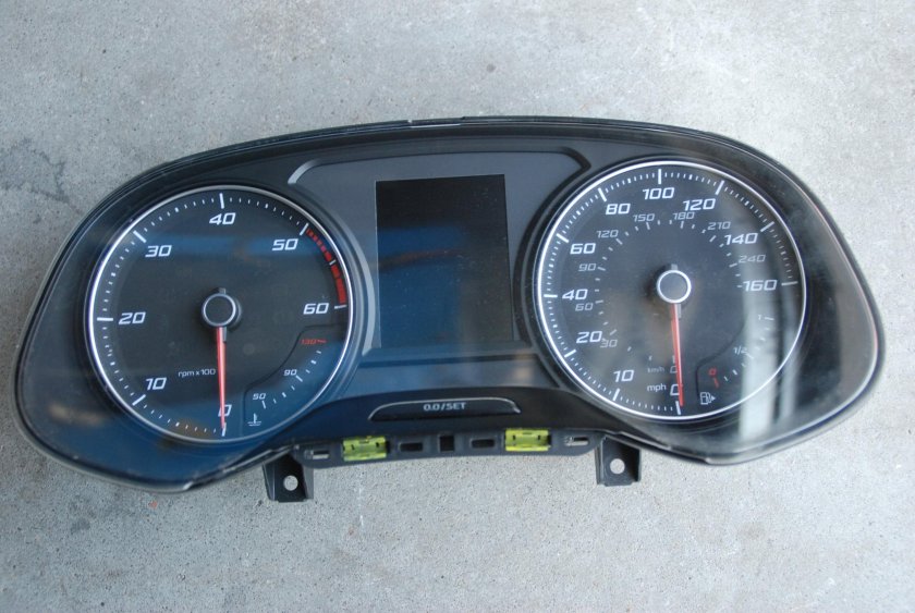 Приборная панель Ауди q7 4l