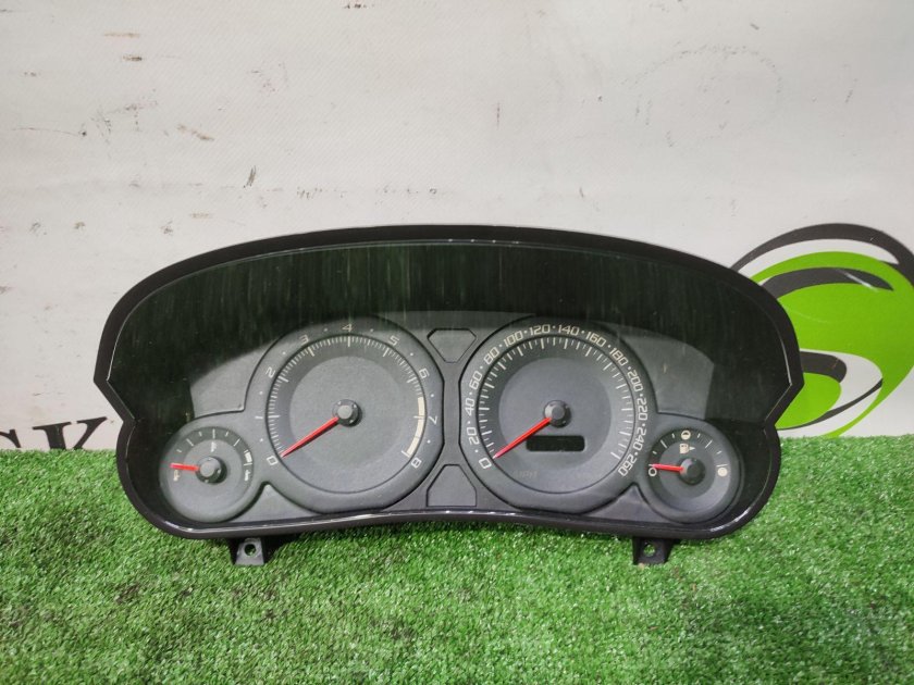 Приборная панель кадиллак