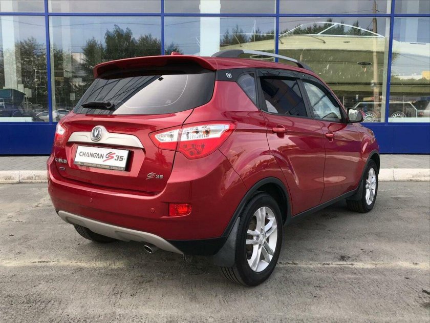 Чанган с35 красный