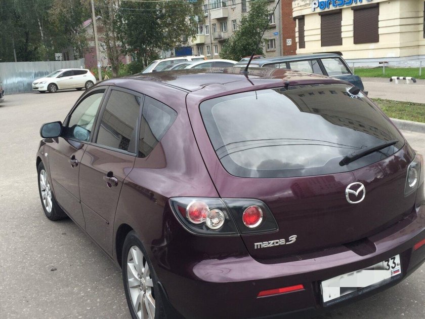 Мазда 3 хэтчбек 2008 фиолетовая