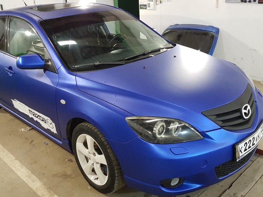 Mazda 3 синяя