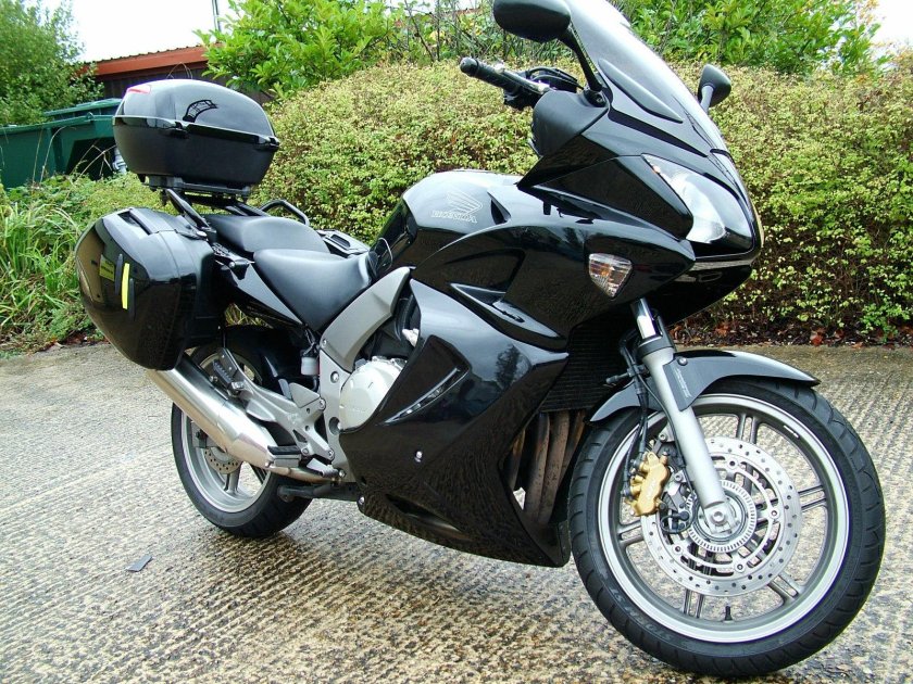 CBF 1000 2008