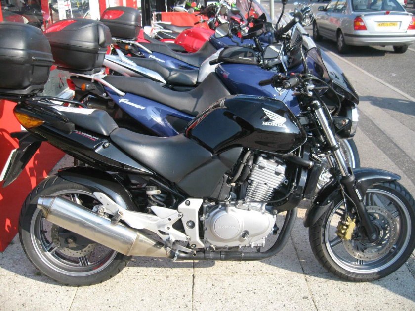 Honda CBF 500