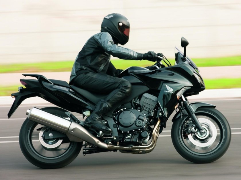 Мотоцикл Хонда CBF 1000