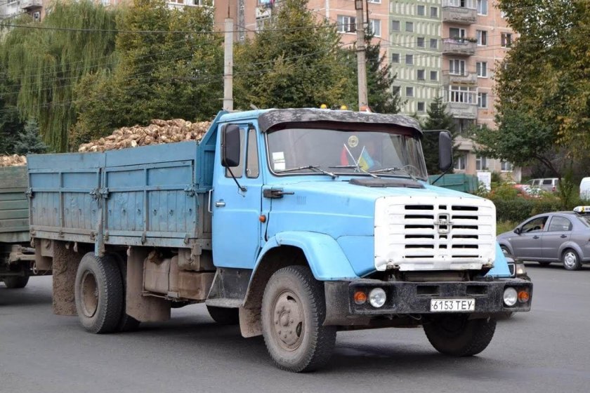 Грузовик ЗИЛ 4331