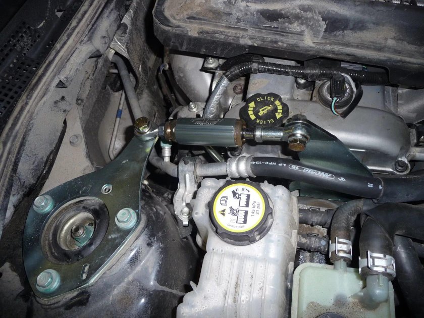 Демпфер колебаний двигателя