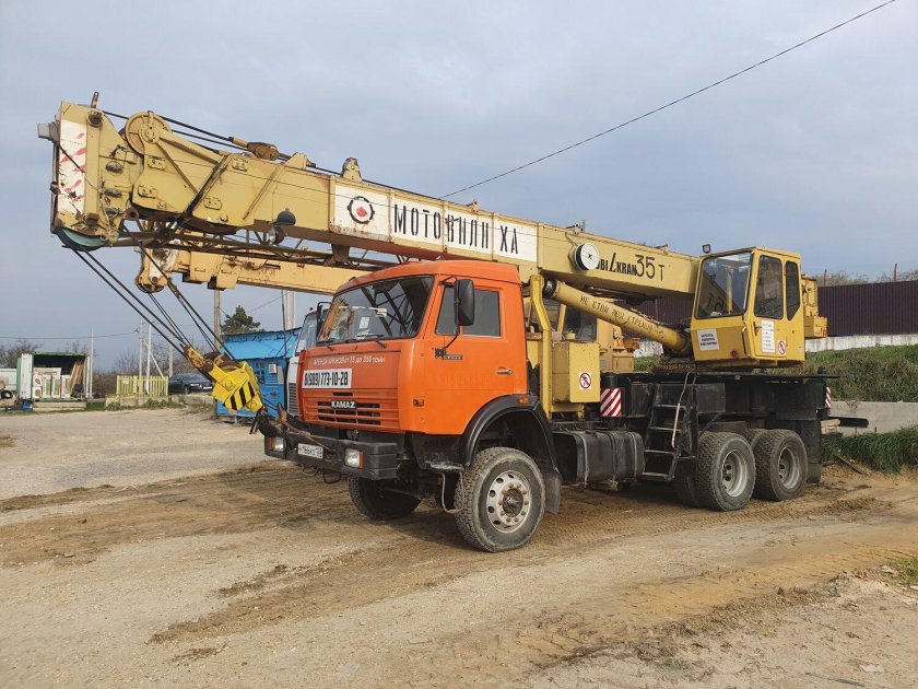 Юргинец КАМАЗ КС-55722 автокран