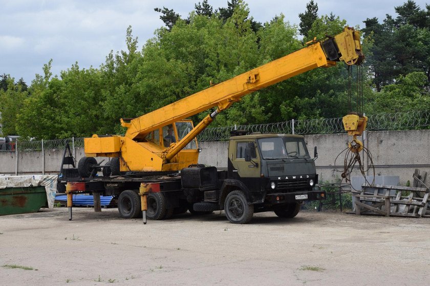 КАМАЗ 53213 кран