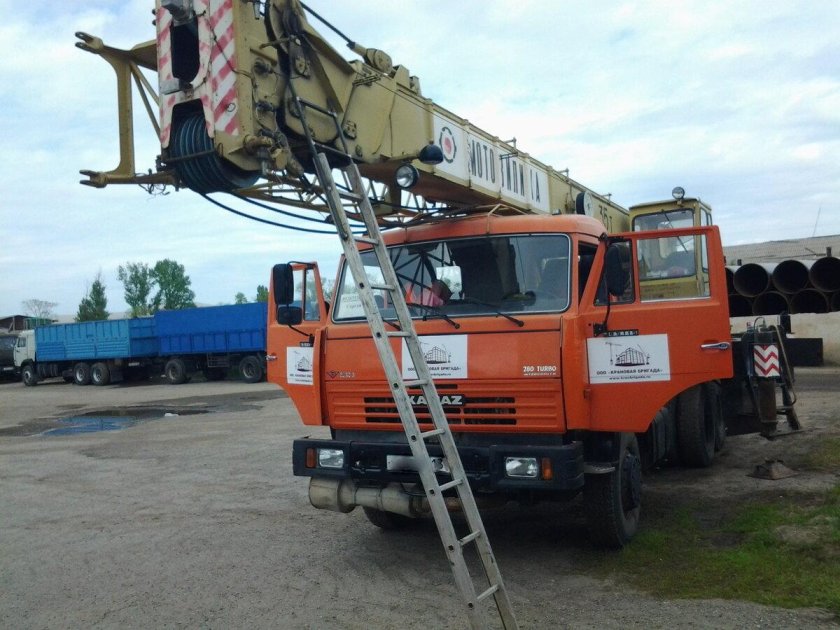Автокран «Мотовилиха» КС-5579.22 (35т.)