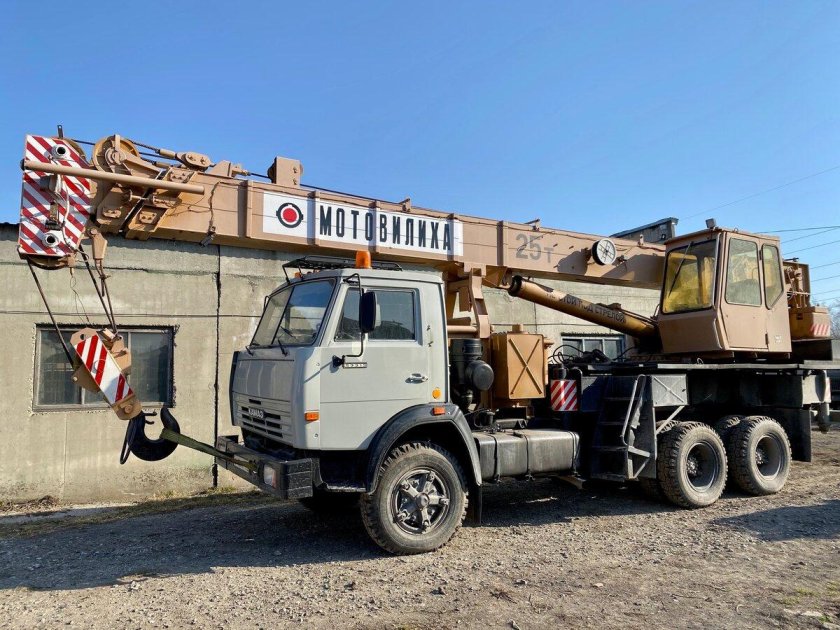 КАМАЗ 53213 автокран