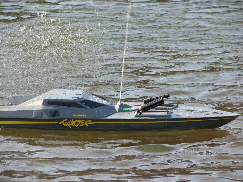 Гром в раю катер внутри