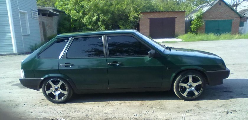 ВАЗ 2109 на дисках r15