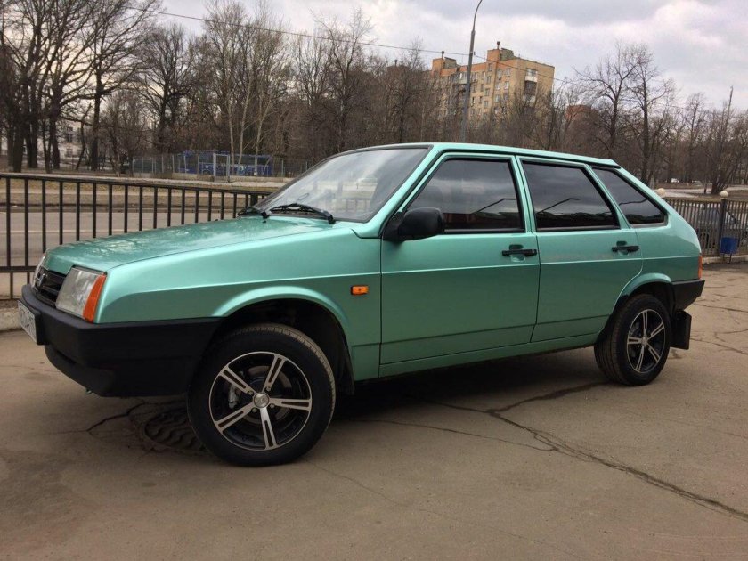 Лада 2109 зеленая