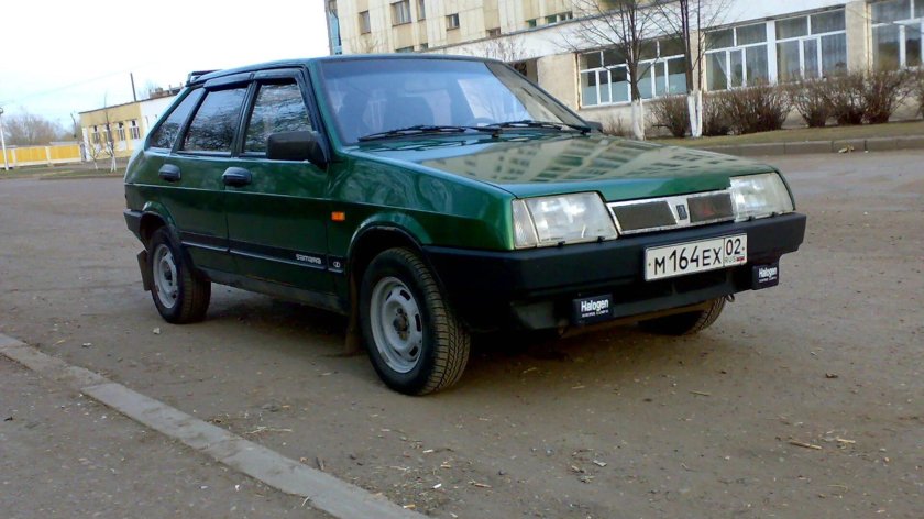 Лада 2109 зеленая