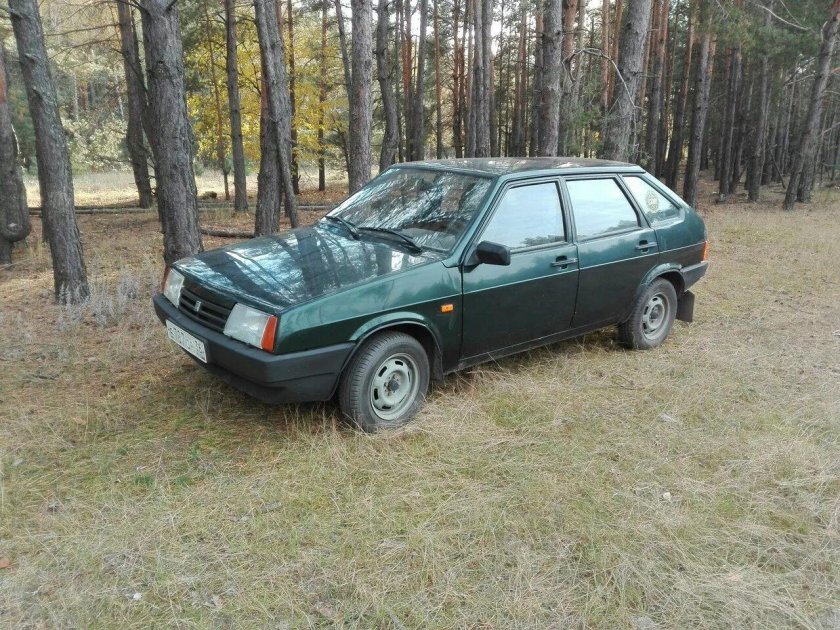 ВАЗ 2109 тёмно зелёная