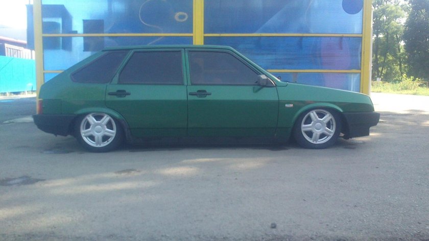 ВАЗ 2108 зеленая