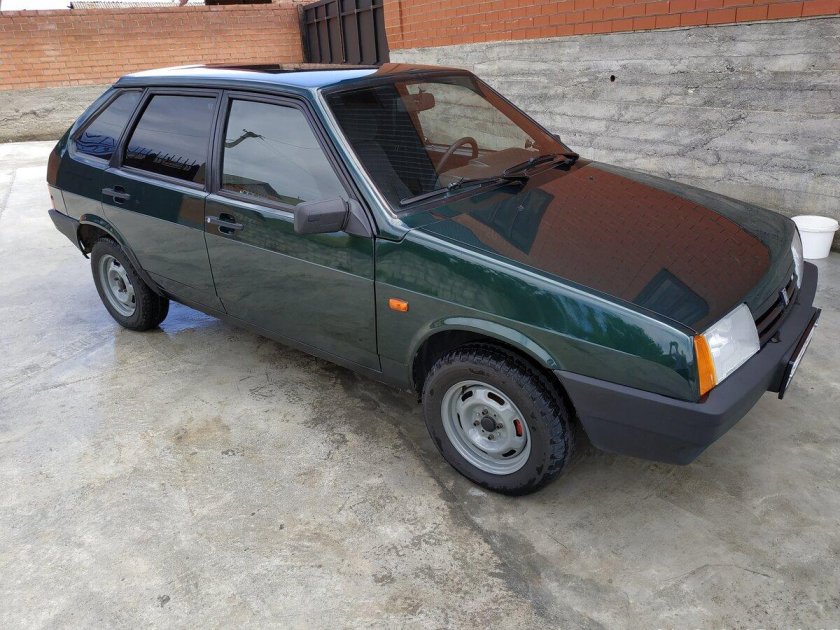 ВАЗ 2109 темно-зеленый