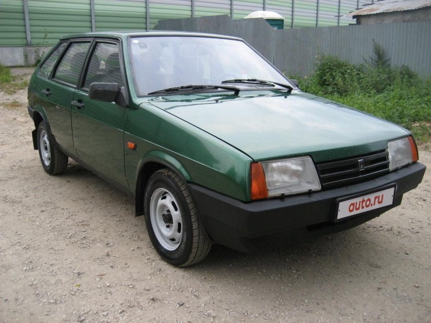 ВАЗ 2109 2000