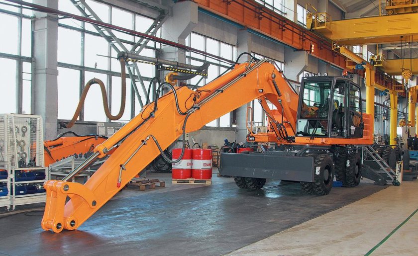 Производство экскаваторов в России