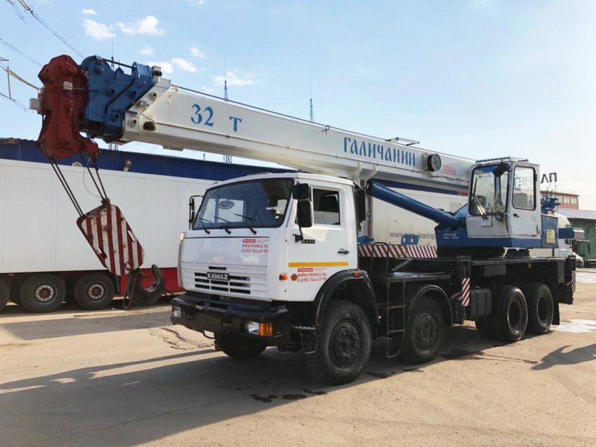 Автокран КС 55729