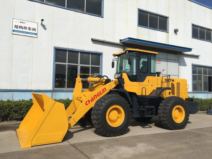 Фронтальный погрузчик китайский