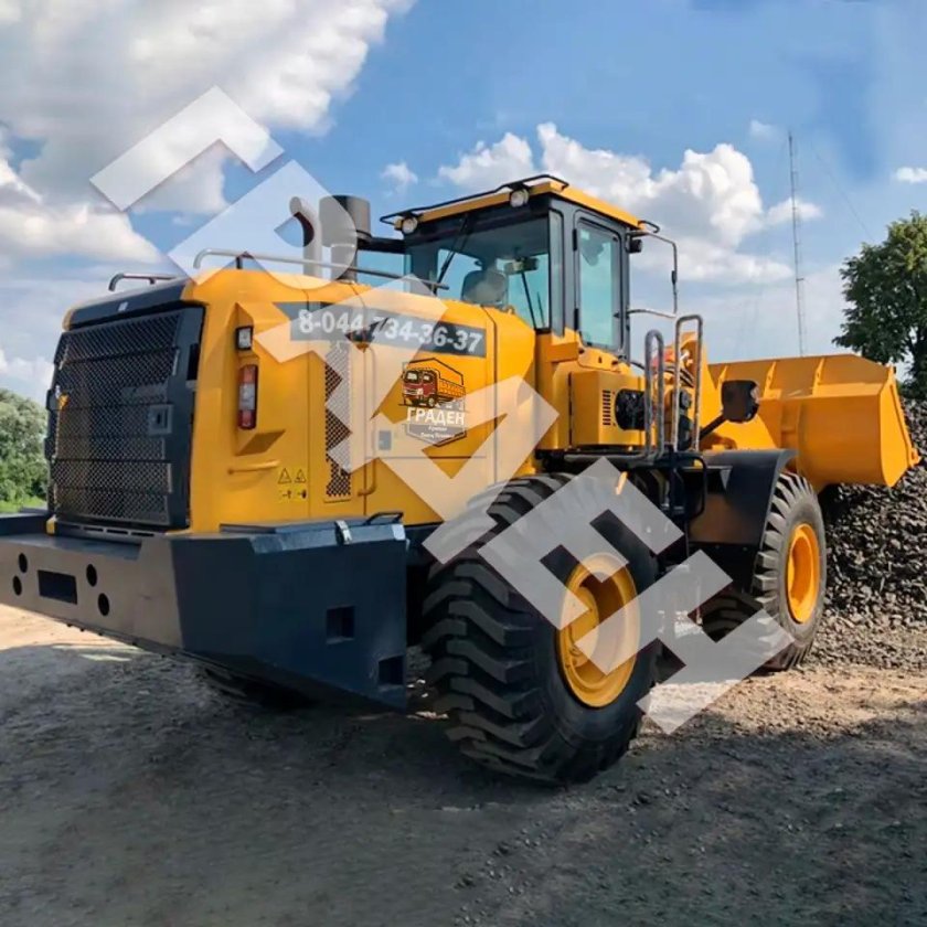 Avtokran ztc300v552 Sinomach