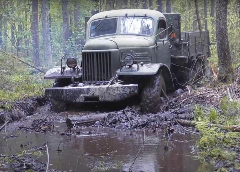 ЗИЛ 157 на бездорожье