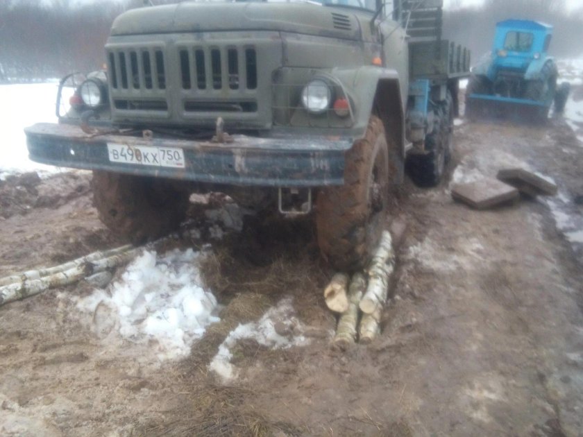 ЗИЛ застрял