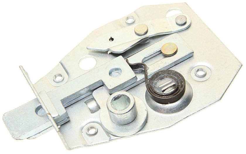 Замок двери трактора т 25