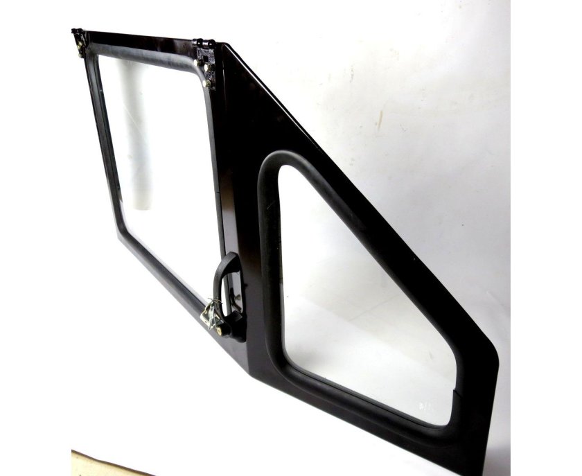 Левая дверь МТЗ 82.1