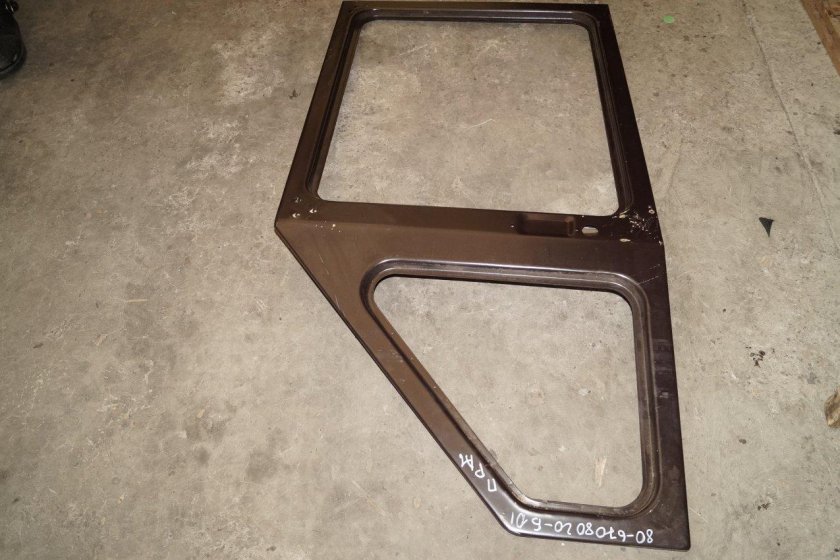 80-6708010-Б дверь левая