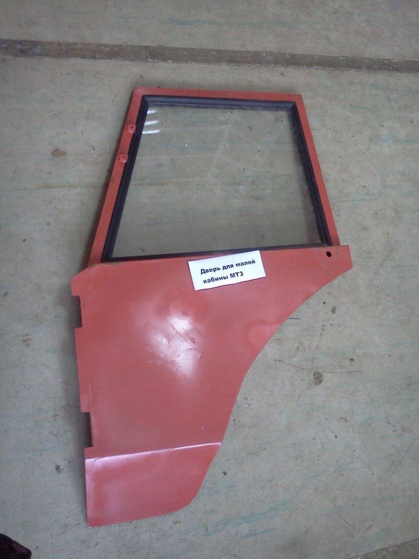 Дверь левая на МТЗ 80 маленькая кабина
