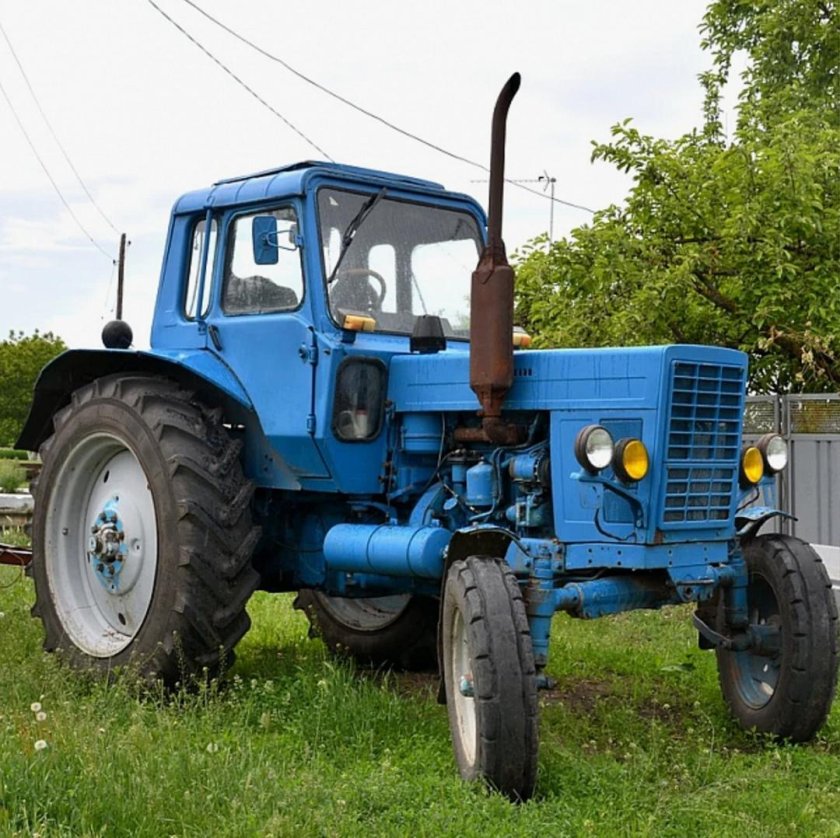 МТЗ-80 трактор