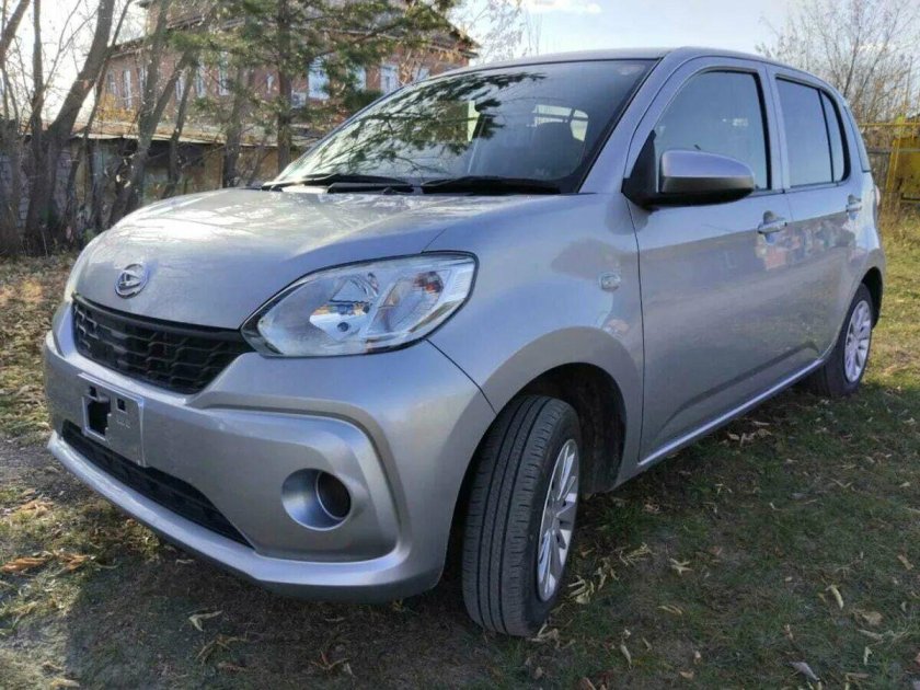 Daihatsu Boon 2016