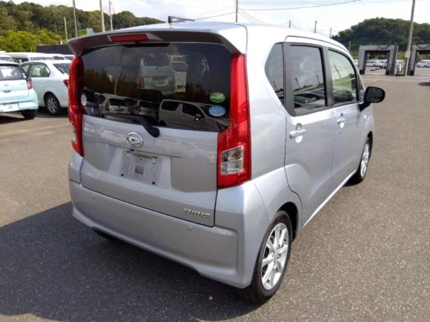 Daihatsu move 2016