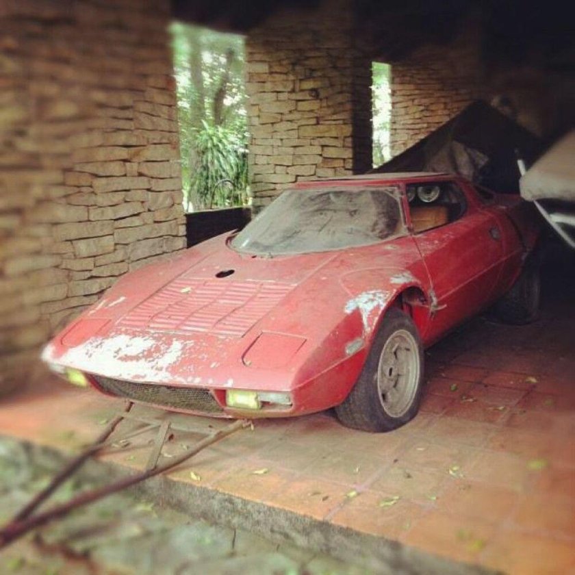 Заброшенные суперкары