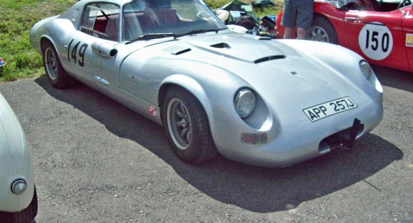 Странные спорткары